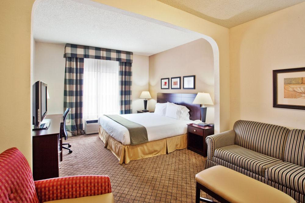 Holiday Inn Express Hotel & Suites - Atlanta/Emory University Area By Ihg Decatur Exterior photo